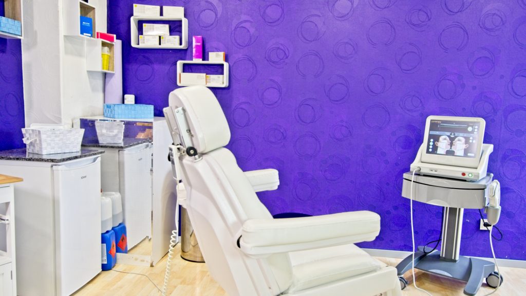 Dr. med. Clivia Heinen in der Praxis Epicure Saar